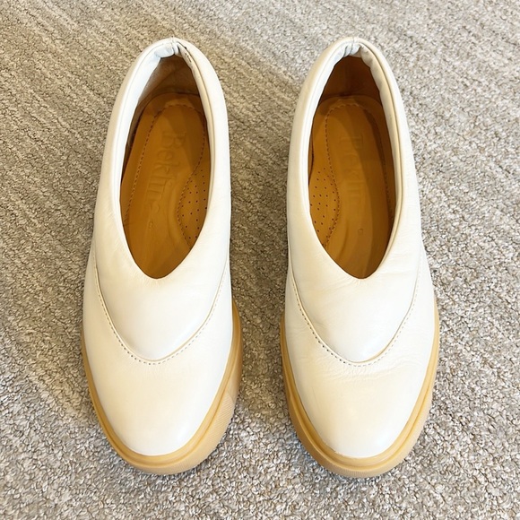 Beklina Off White Leather Margo Sneaker - Picture 4 of 12